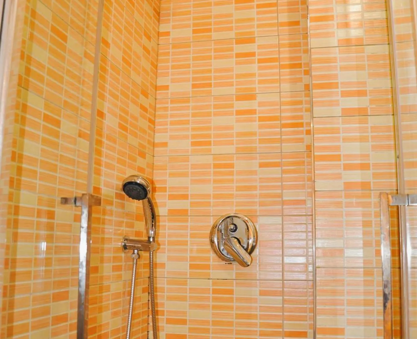 Orange Doria Al Vaticano Apartment Rome